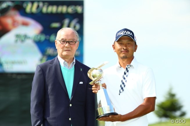 2015年 長嶋茂雄 INVITATIONAL セガサミーカップゴルフトーナメント 最終日 岩田寛 長嶋茂雄大会名誉会長