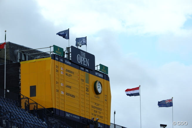全英オープン27年ぶり月曜決着へ 大雨強風にほんろう