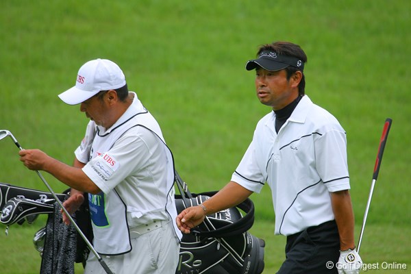 国内男子 UBS日本ゴルフツアー選手権 2日目 五十嵐雄二 11年ぶりに首位に立った五十嵐雄二。あと2日、粘れるか！？