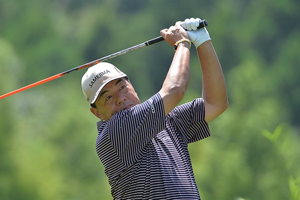 室田淳が後続に4打差をつけ、首位に立った※日本プロゴルフ協会提供