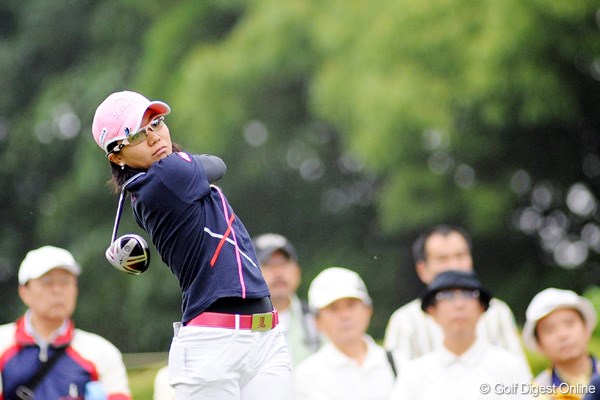 サントリーレディスオープンゴルフトーナメント初日 上原彩子