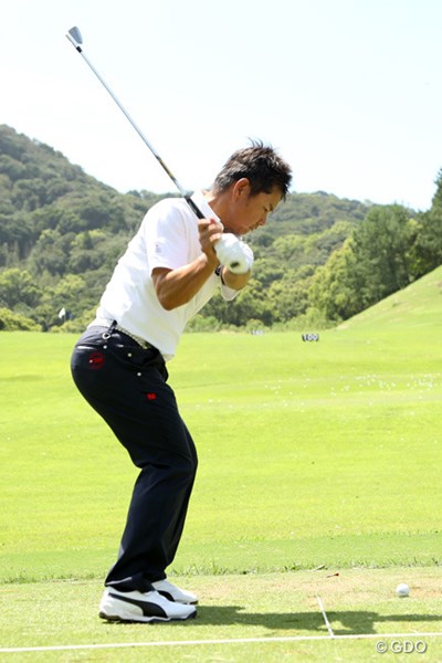 2015年 RIZAP KBCオーガスタゴルフトーナメント 事前 藤田寛之 昨年涙の優勝を飾った藤田寛之。開幕前日はプロアマ戦後に練習場で多くの時間を費やした