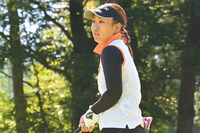 歳の鬼頭桜が首位発進 ステップアップツアー初日 国内女子ツアー Lpga Gdo ゴルフダイジェスト オンライン