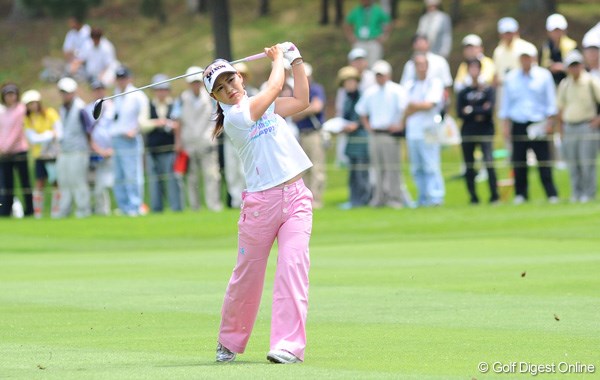 サントリーレディスオープンゴルフトーナメント2日目 横峯さくら