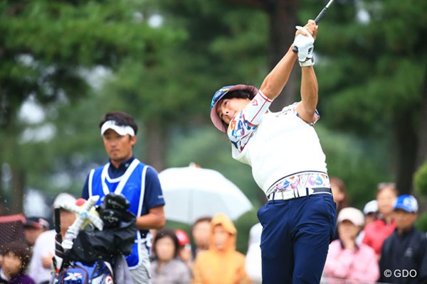 2015年 アジアパシフィック ダイヤモンドカップゴルフ 2日目 石川遼 18位タイ。思うようにスコアが伸びないです