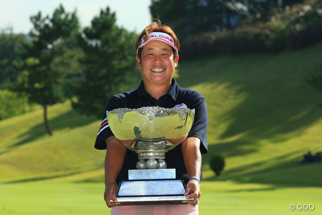 表純子が今季初優勝 勝みなみはアマ2勝目ならず