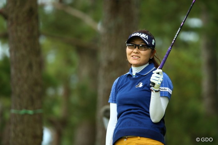 猛烈な風に球をもっていかれ唖然 2015年 日本女子オープンゴルフ選手権競技 初日 藤田幸希