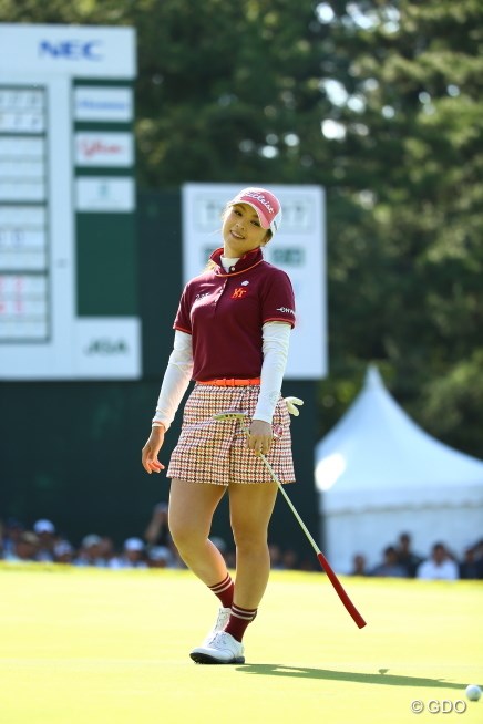 にゃん 最後こそ入らなかったね 15年 日本女子オープンゴルフ選手権競技 3日目 菊地絵理香 フォトギャラリー Gdo