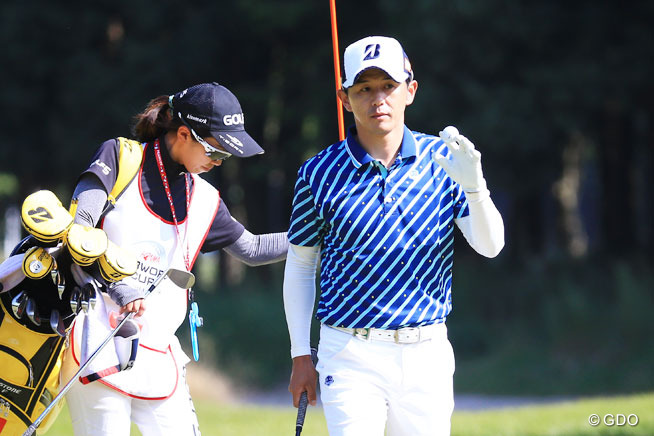 ＜国内男子＞近藤共弘が「62」で首位浮上 大会ホスト岩田寛は1オーバーの43位