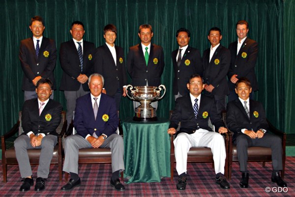 2015年 日本オープンゴルフ選手権競技 事前 チャンピオンズディナー 開幕前日に一堂に会した歴代の「日本オープン」チャンピオンたち