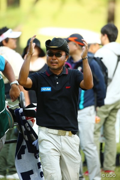 2015年 日本オープンゴルフ選手権競技 3日目 片山晋呉 このっくらいのボールだとポケット入らないね。