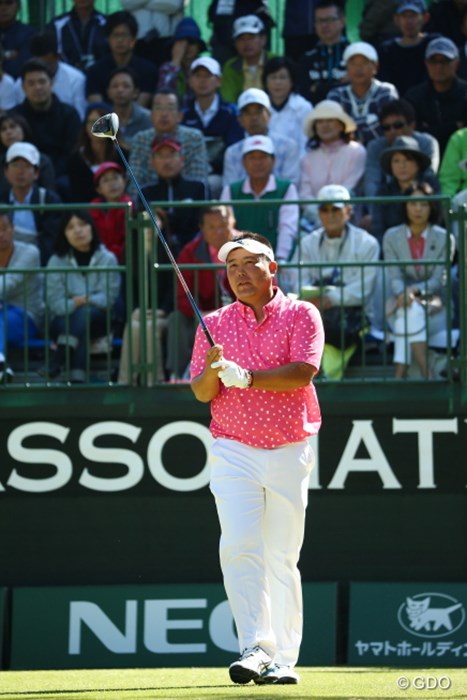 小田さんピンクって思い切ったね。 2015年 日本オープンゴルフ選手権競技 最終日 小田龍一
