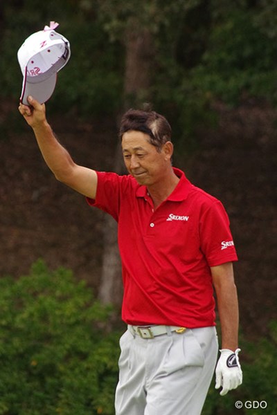 2015年 富士フイルムシニアチャンピオンシップ 最終日 渡辺司 室田淳を2打差振り切って、渡辺司が2年ぶりの通算5勝目を手にした
