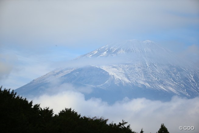 2015年 三井住友VISA太平洋マスターズ 初日 富士山