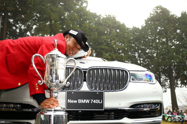 片山晋呉が今季初優勝 濃霧のため最終R中止、54ホール短縮に