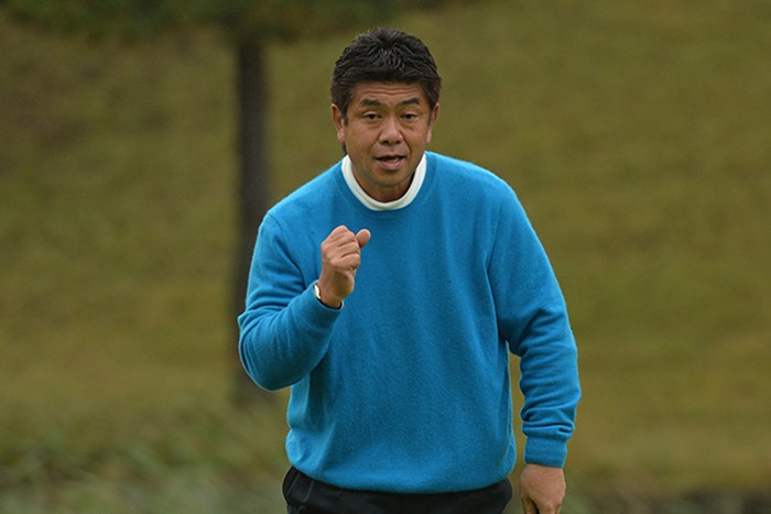小溝高夫が6アンダーとして首位に立った※日本プロゴルフ協会提供 2015年 ISPS・HANDA CUP・フィランスロピーシニアトーナメント 初日 小溝高夫