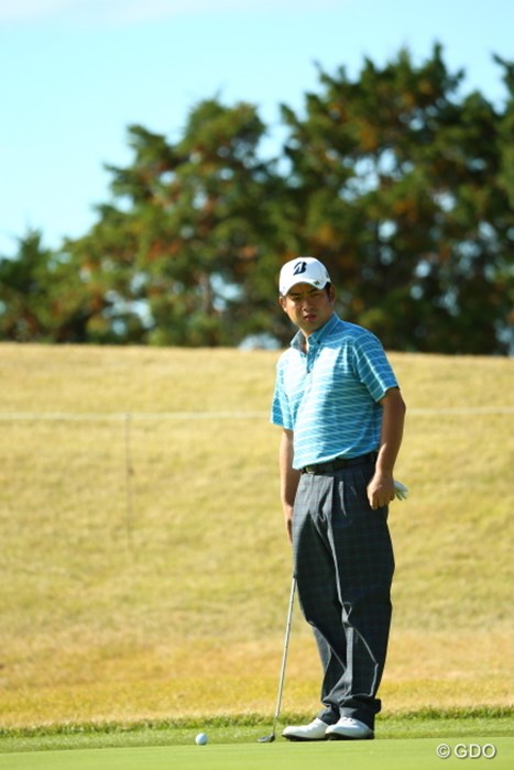 遠目に見たらオッさんのファッション 2015年 カシオワールドオープンゴルフトーナメント 初日 池田勇太