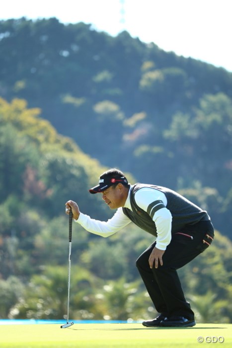 体固すぎでしょ。 2015年 カシオワールドオープンゴルフトーナメント 2日目 平塚哲二