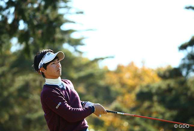 石川遼が首位タイに浮上 小田孔明らと並ぶ 岩田寛は21位に後退