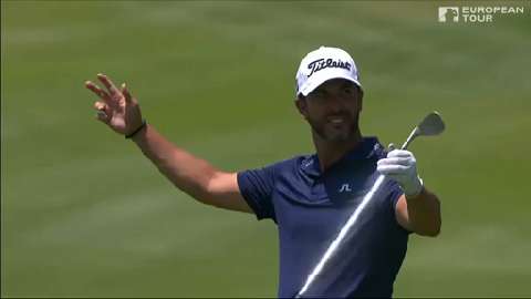 終盤のチャージでステンソンが一歩リード