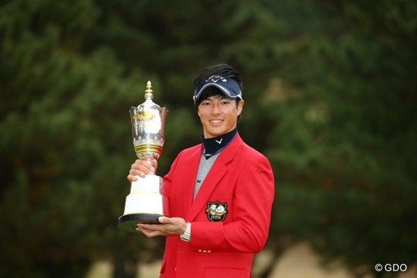 2015年 ゴルフ日本シリーズJTカップ 最終日 石川遼 石川遼がメジャー初制覇を達成。ツアー通算13 勝目は後続に5打差をつける圧勝だった