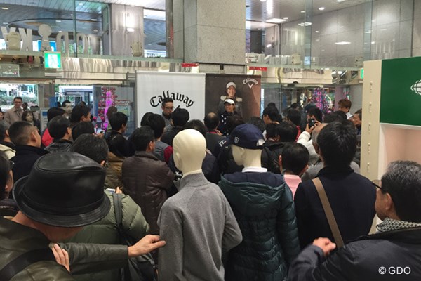 2015年 キャロウェイアパレル トークショー 藤田光里 イベント会場には多くのファンが詰めかけた