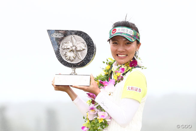 テレサ・ルーが初の開幕戦連覇を達成！通算10勝目