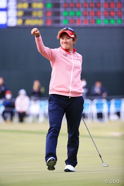 2016年 アクサレディスゴルフトーナメント in MIYAZAKI 初日 成田美寿々