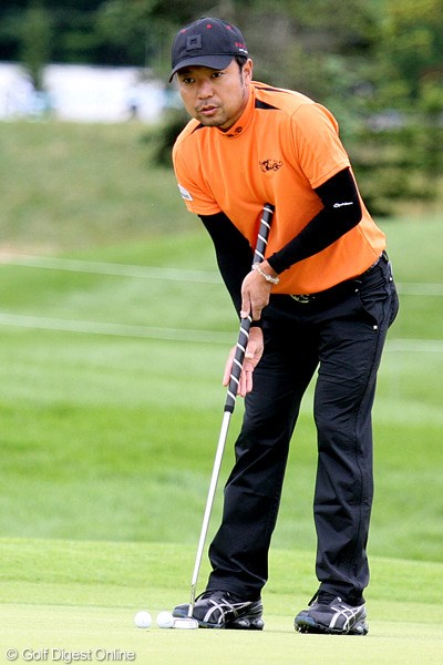2009年 長嶋茂雄 INVITATIONAL セガサミーカップゴルフトーナメント 事前 片山晋呉 今週から使用するというパターは、長尺と中尺の中間。新兵器に注目だ