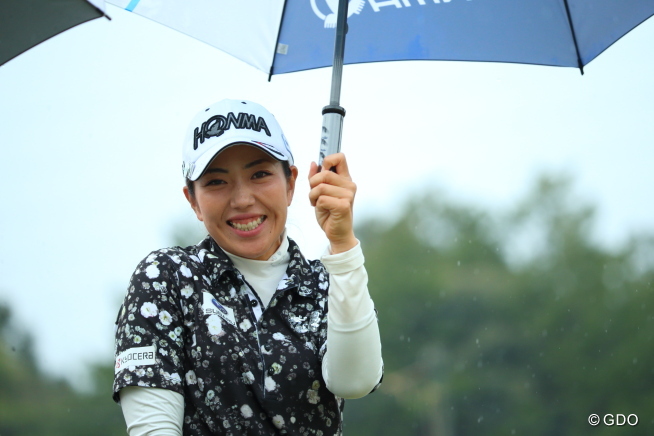 テレサ・ルーと李知姫が首位 アマ勝みなみが5位で決勝へ 【国内女子