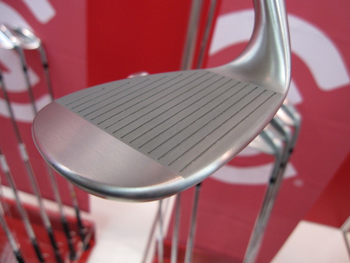 業界トピックス SRIスポーツ展示会 「スリクソン Z-TX」 フォトギャラリーレポート No.19