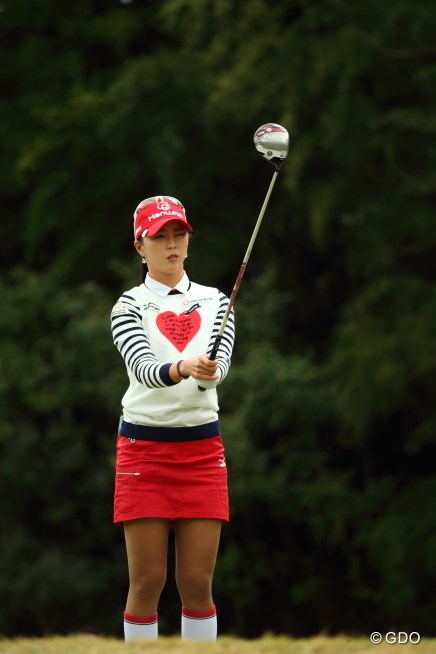 バレンタインデーのようなファッション 16年 ヤマハレディースオープン葛城 最終日 ユン チェヨン フォトギャラリー Gdo