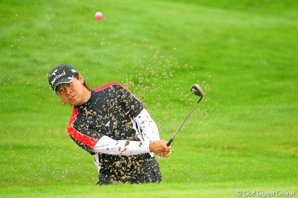 2009年 長嶋茂雄 INVITATIONAL セガサミーカップゴルフトーナメント 3日目 津曲泰弦 ツアー屈指の飛ばし屋、津曲泰弦が6位タイで最終日へ。4打差を追う