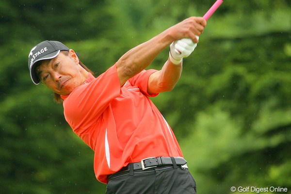 2009年 長嶋茂雄 INVITATIONAL セガサミーカップゴルフトーナメント 3日目 井戸木鴻樹 正確無比なドライバーショットが、井戸木鴻樹のゴルフの礎となっている