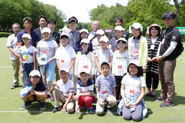 福島県相馬市の児童に『石川パター塾』を実施