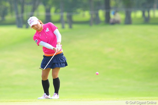 2009年 アクサレディスゴルフトーナメント初日 有村智恵 ホンマ、確実に強くなってるワ。プレーに余裕があるもん。