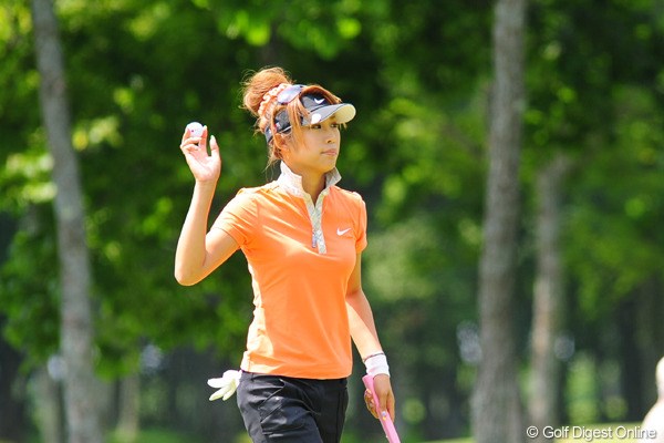 2009年 アクサレディスゴルフトーナメント2日目 金田久美子 キンクミ～！頑張れよ～！夏はヤングパワーの季節やぞ～～ッ！