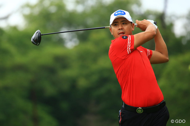 宮本勝昌がアルバトロスで3打差4位発進 首位は朴相賢
