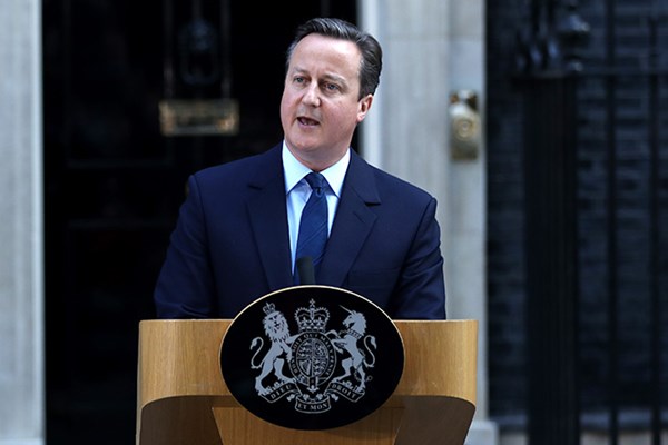 「EU離脱」を選択した国民投票結果を受け、英国のキャメロン首相は辞任を表明した(Dan Kitwood/Getty Images)
