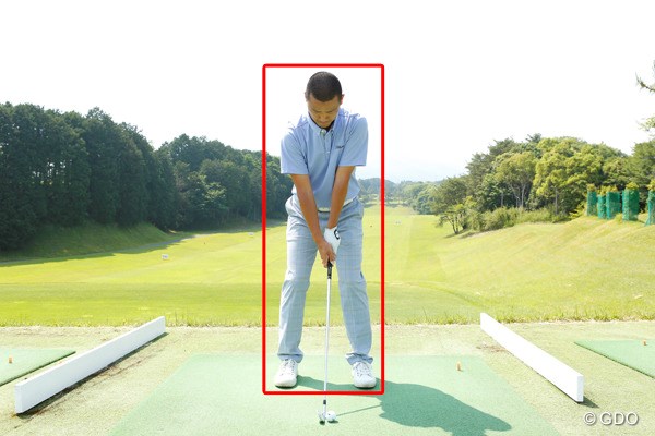 ゴルフスイングの基本をマスターした上で試行錯誤を楽しもう ～第12回～ 画像2 スイング中、ボックスから体が出ないこと