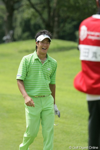 2009年 関西オープンゴルフ選手権競技 2日目 石川遼 これしかないというショットを決めて予選通過の石川遼。やはり、何かを持っている！