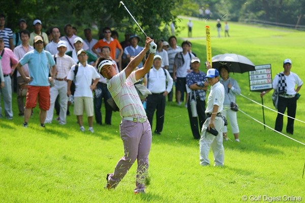 2009年 関西オープンゴルフ選手権競技 最終日 藤田寛之 最終日もスコアを伸ばす藤田寛之（※写真は3日目）