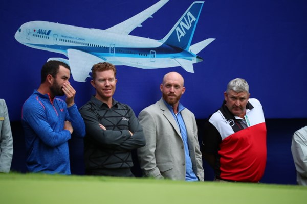 2016年 ANAオープンゴルフトーナメント 最終日 外国人選手たち 外国人選手たちがブレンダンの応援にやってきた。