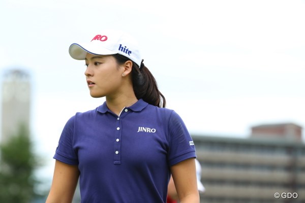 2016年 日本女子オープンゴルフ選手権競技 初日 チョン・インジ 彼女は自然な美しさが魅力的。