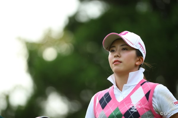 2016年 日本女子オープンゴルフ選手権競技 3日目 堀琴音 18番の池ポチャで一歩後退した堀琴音。あす巻き返せるか