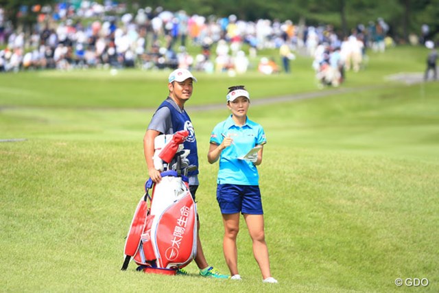 幸せいっぱいのテレサ ルー 質問攻めに どうしよう と赤面 国内女子ツアー Lpga Gdo ゴルフダイジェスト オンライン