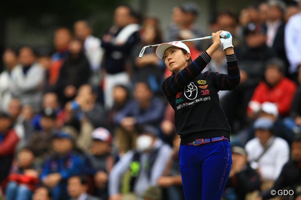 2016年 樋口久子 三菱電機レディスゴルフトーナメント 最終日 李知姫 李知姫は序盤でリードを広げたが、逆転負け。悔しさをにじませた