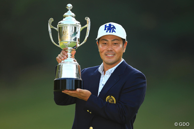 谷原秀人が今季3勝目、賞金トップ浮上 池田勇太とのPO制す