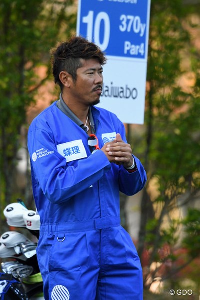 2016年 大王製紙エリエールレディスオープン 2日目 市原大輔キャディ 2014年に開催された「第3回 日本障害者ゴルフプレーヤーズ選手権」では2位に入った。