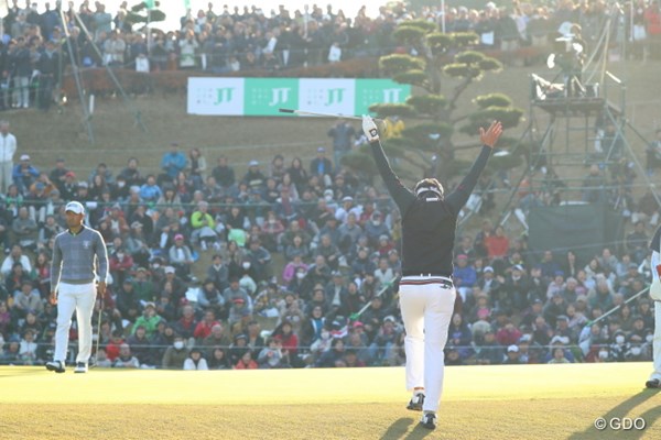 2016年 ゴルフ日本シリーズJTカップ 最終日 朴相賢 まさかの優作ばりのチップインバーディ！